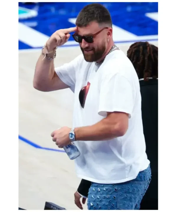 Travis Kelce Apple T-shirt