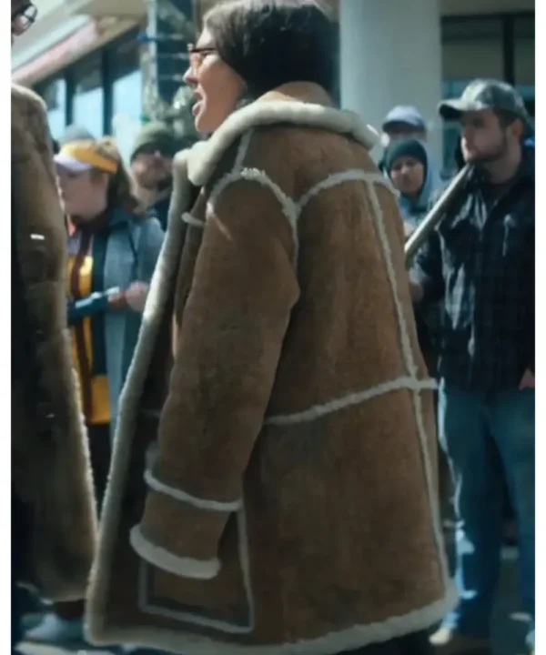 The Umbrella Academy S04 Megan Mullally Brown Coat