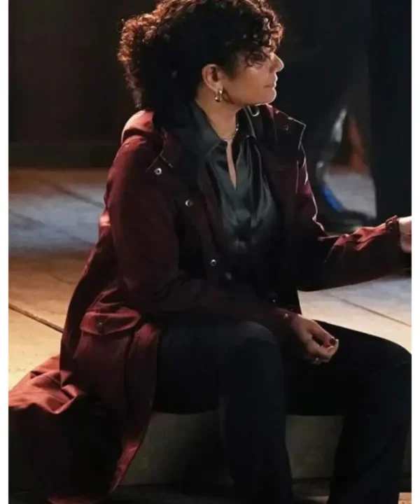 Judy Reyes High Potential S01 Hooded Coat