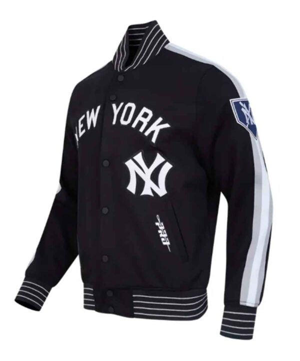 NY Yankees Logo Game Day NavyBlack Jacket - Forever Jackets